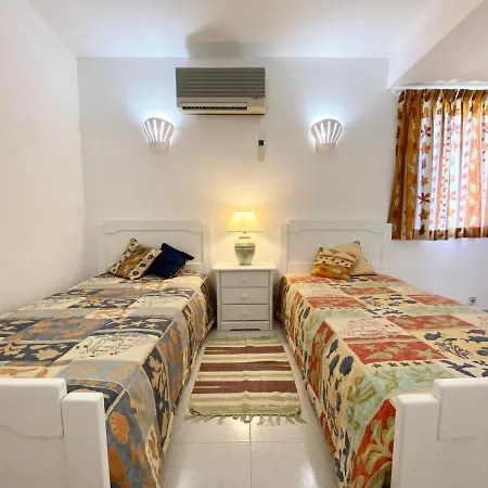Vila Ipanema - *